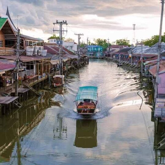 Visite du marché flottant Amphawa depuis Bangkok