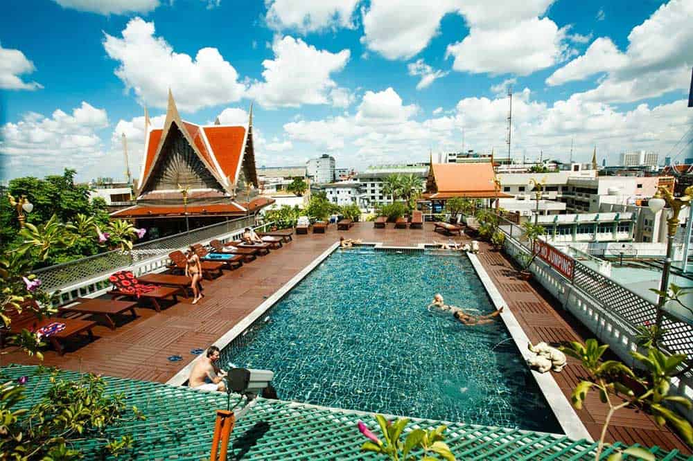 piscine de toit du DandD inn de Khao San Road
