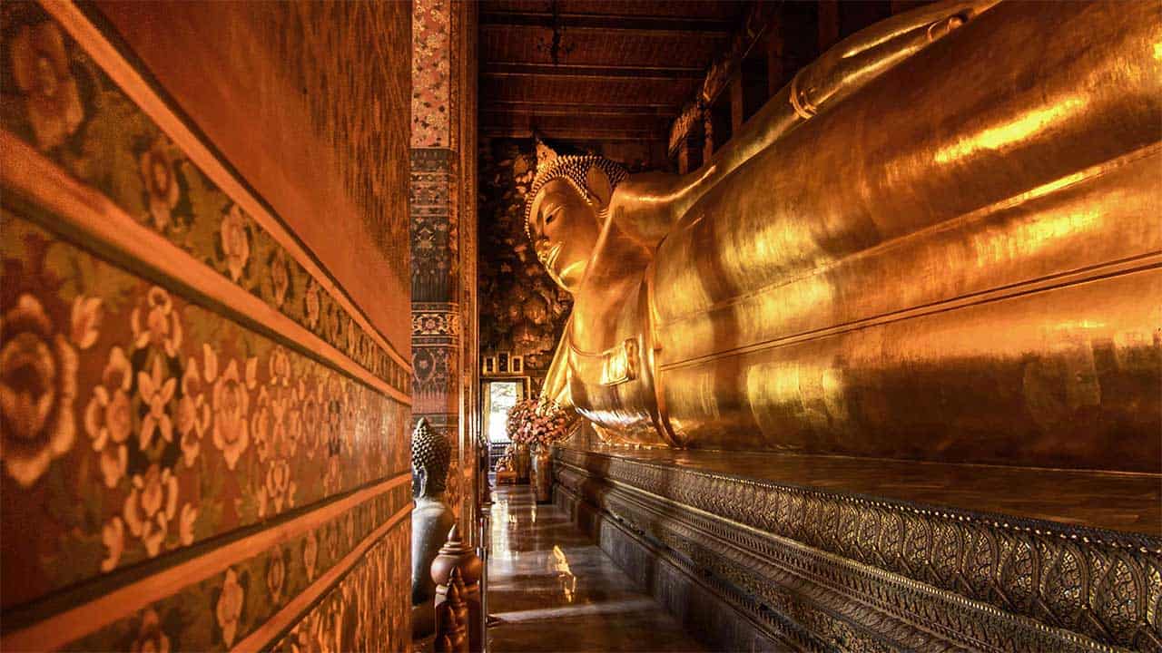 statue du Bouddha couché à Wat Pho